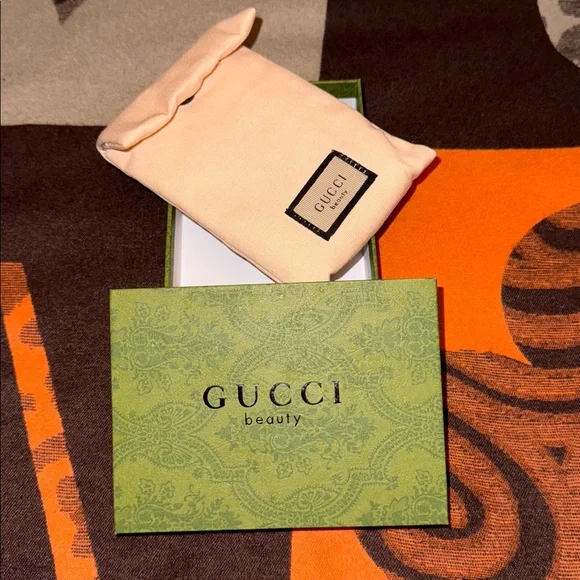 Gucci Beauty Mirror Set - Picture 7 of 10